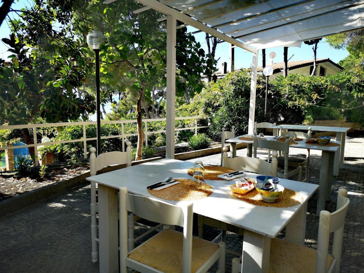 Villa Edwige B&B Кастеллабате Экстерьер фото